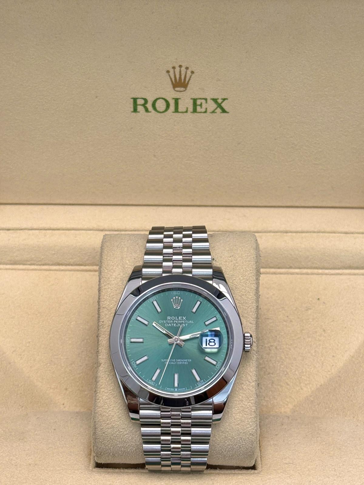 Rolex Datejust 41mm M126300-0020 Pre-Owned