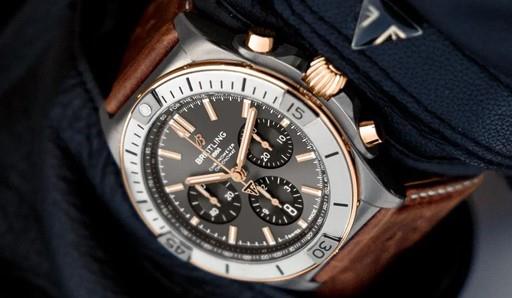 Breitling Pre-Owned